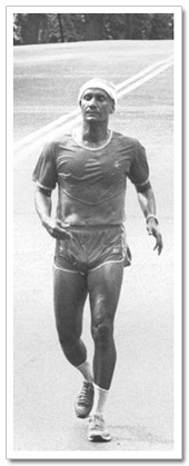 Sri Chinmoy entrenando Sri Chinmoy entrenando
