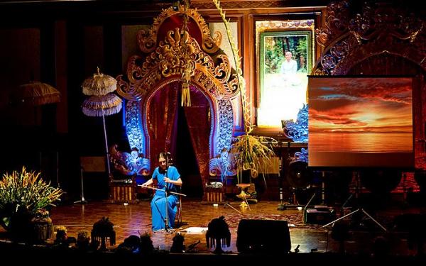bali_erhu.jpg